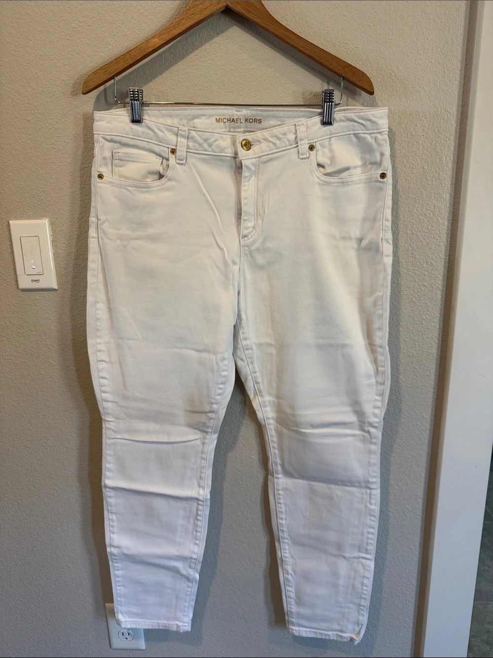 Michael Kors White Skinny Jeans with Gold Hardware